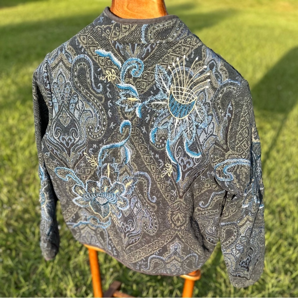 Coldwater Creek Blue Embroidered Paisley Tapestry Jacket Sz 12 P Art to wear - Picture 3 of 5